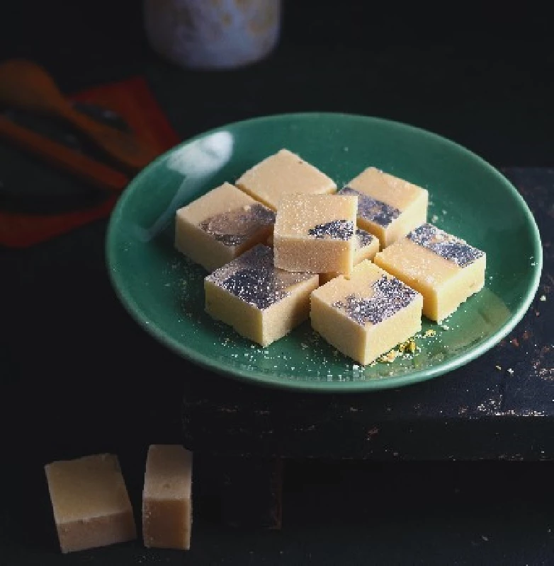 Almond House Malai Burfi, 250 g-1.webp